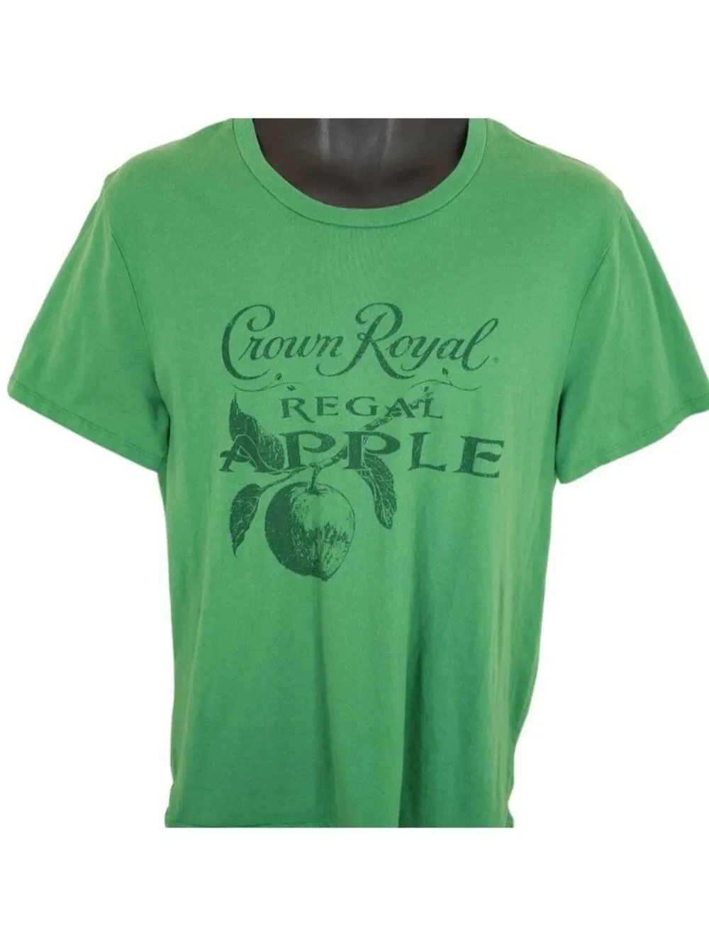 Crown Royal Regal Apple Whisky T Shirt Mens Size Large Green Liquor Promo Tee